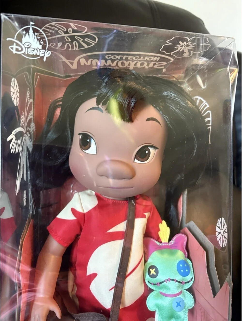 Disneys Animators Collection Lilo Doll With Scrump Box Damage. New